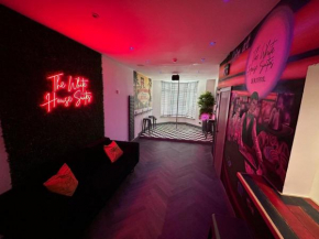 The White House Vegas Suites
